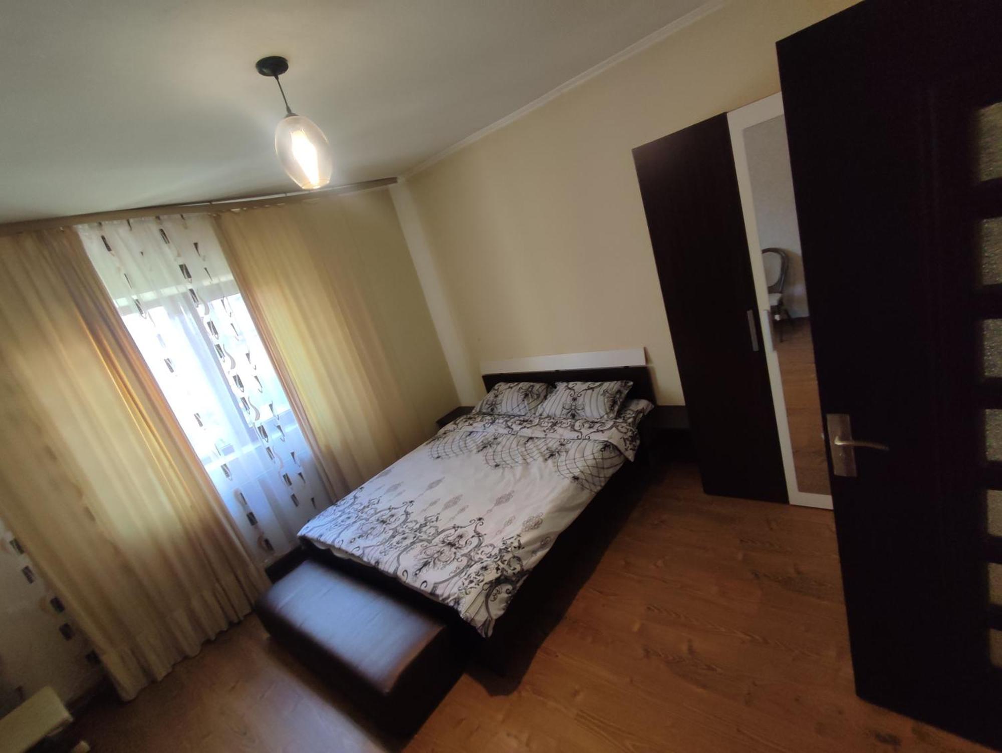 ホテル Central House Curtea de Argeş エクステリア 写真